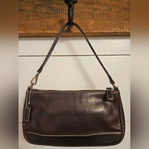 Vintage COACH Hampton Brown Leather Purse